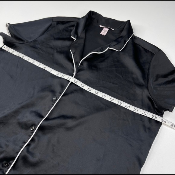 Victoria’s Secret Top Button Silky Pajama Comfy - Picture 6 of 9